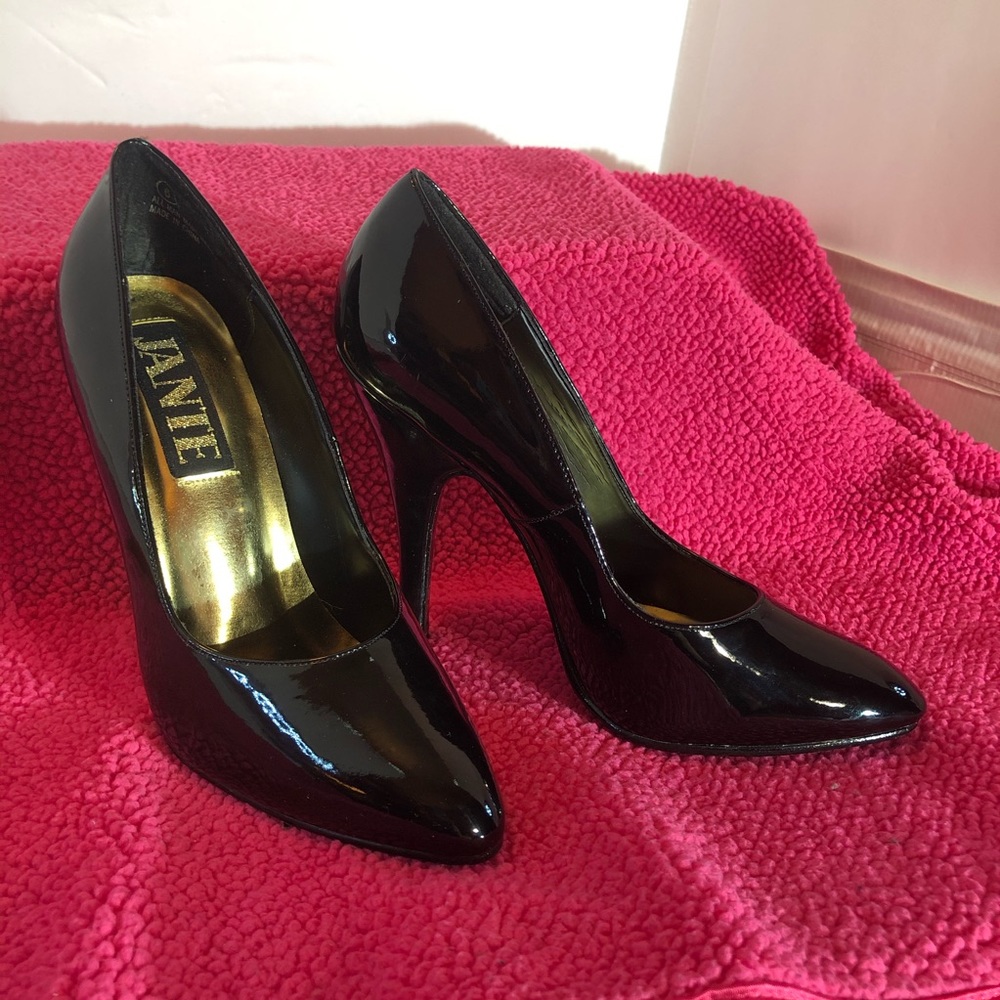 Jante Black Stiletto Heels